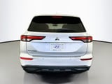 2022 Mitsubishi Outlander - Preview 6