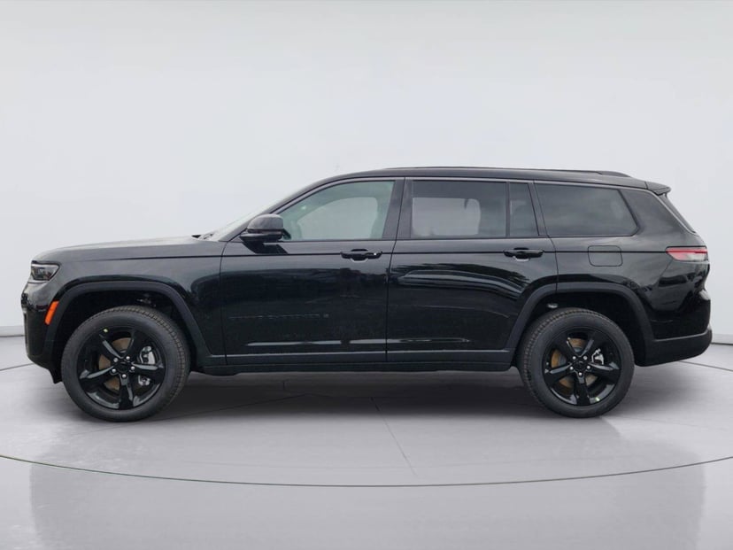 2026 Jeep Grand Cherokee L - Image 1