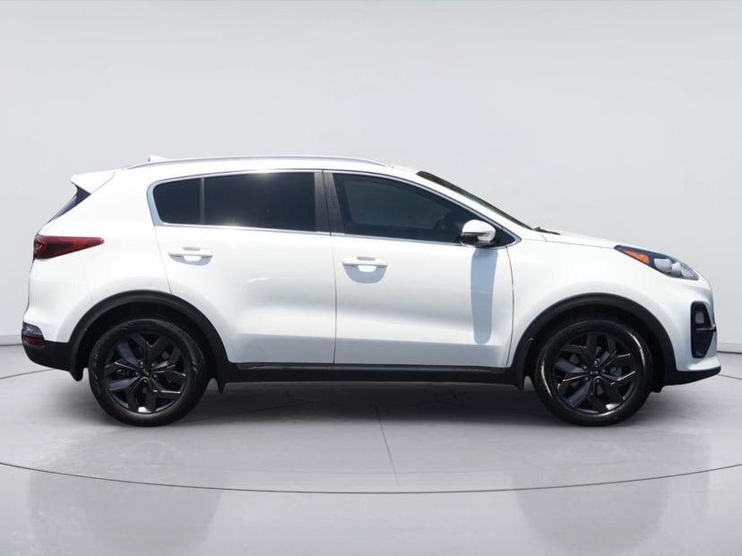 2020 Kia Sportage - Image 2
