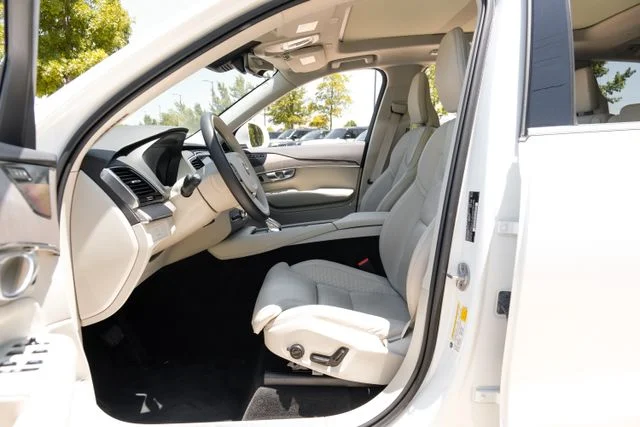 2024 Volvo XC90 - Image 3