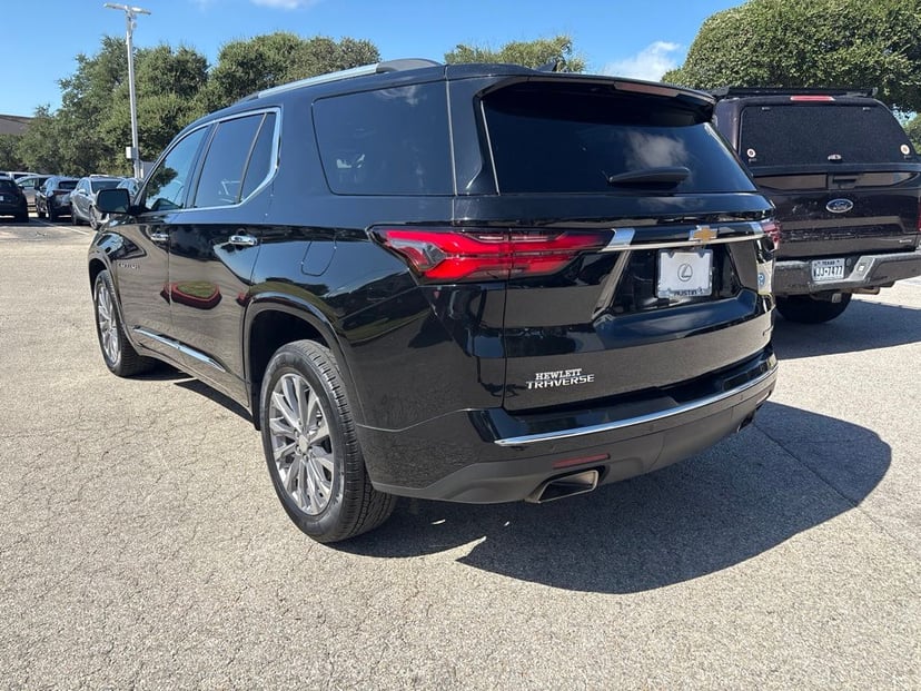 2022 Chevrolet Traverse - Image 3