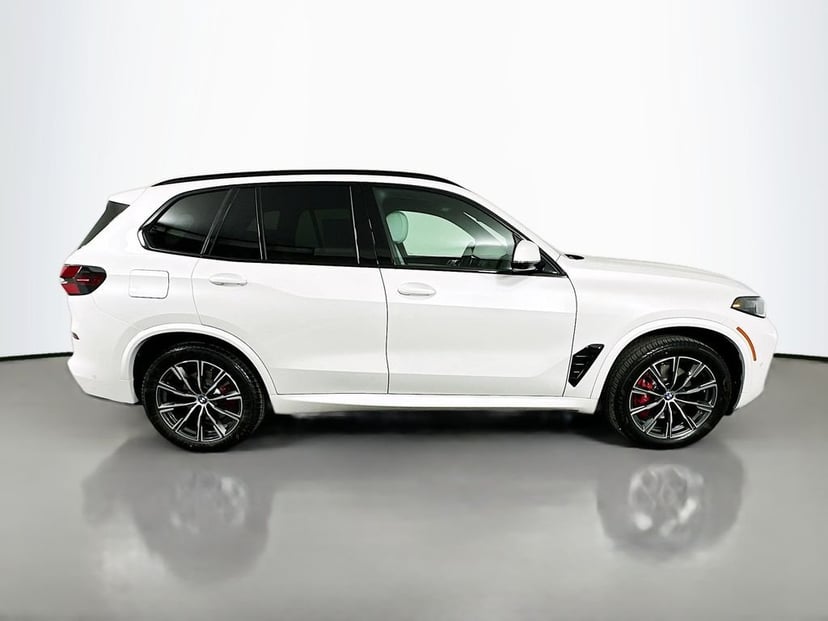 2026 BMW X5 - Image 3