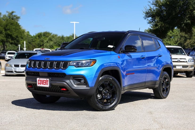 2023 Jeep Compass - Image 1
