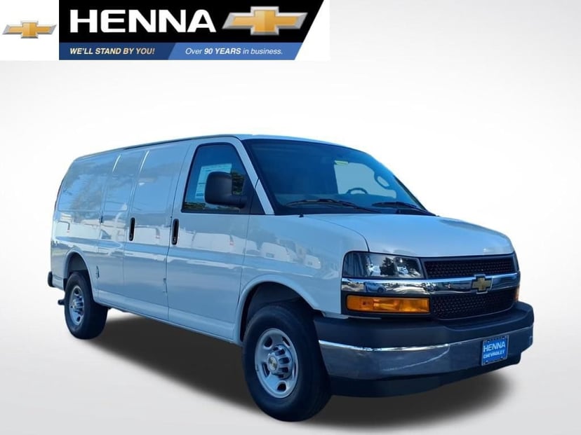 2026 Chevrolet Express Cargo - Image 2