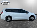 2025 Chrysler Pacifica - Preview 6