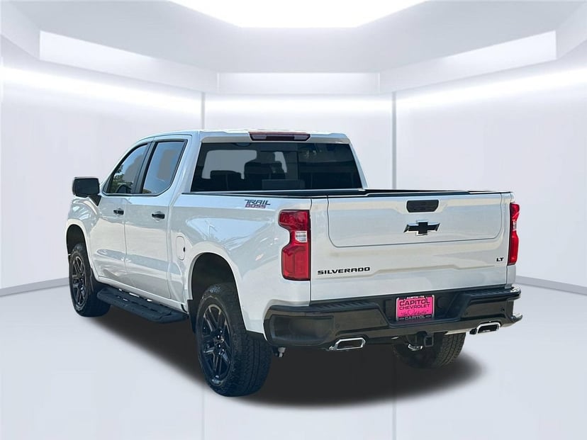 2026 Chevrolet Silverado 1500 - Image 2