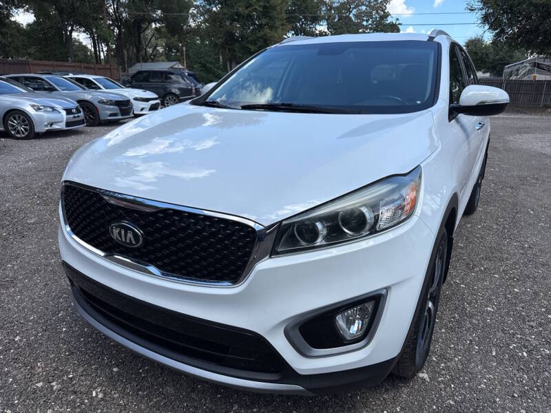 2017 Kia Sorento - Image 1