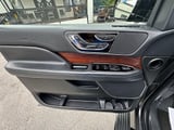 2023 Lincoln Navigator - Preview 12