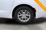 2027 Chrysler Pacifica - Preview 9