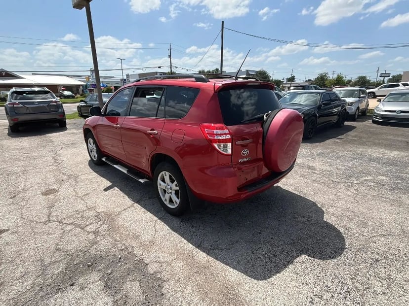 2012 Toyota RAV4 - Image 3