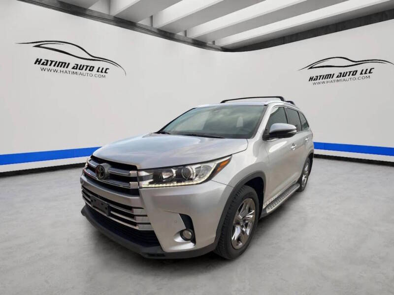 2017 Toyota Highlander - Image 1