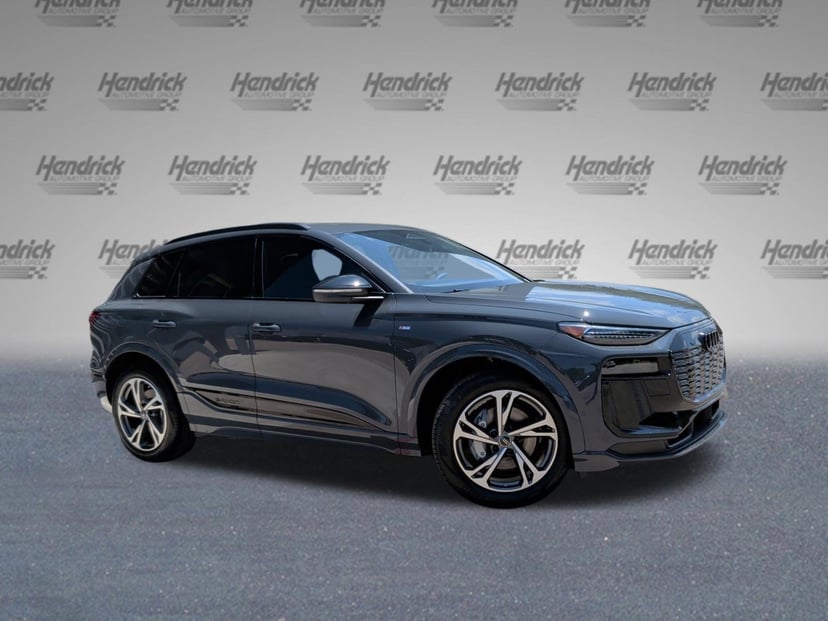 2027 Audi Q6 e-tron - Image 1