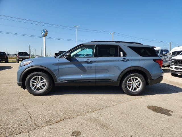 2026 Ford Explorer - Image 2
