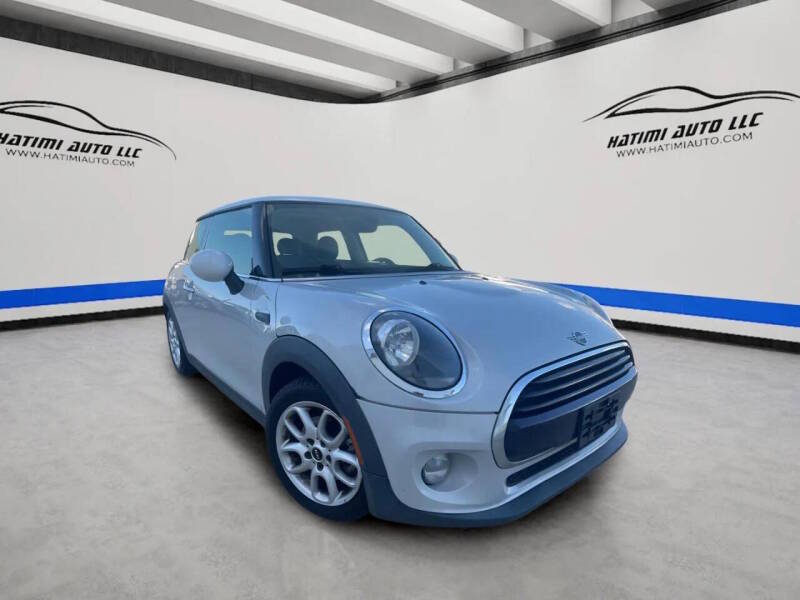 2019 MINI Hardtop 2 Door - Image 1