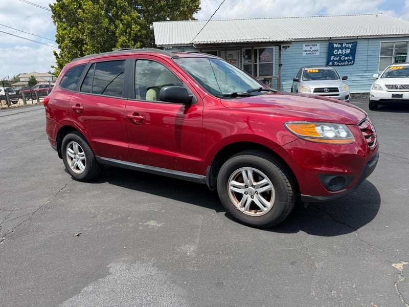 2011 Hyundai Santa Fe - Image 1