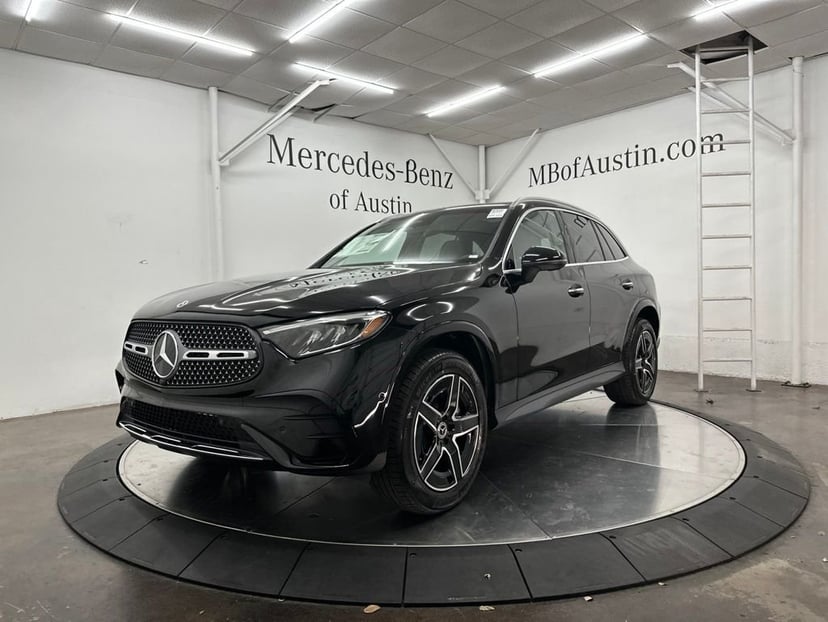 2026 Mercedes-Benz GLC - Image 3
