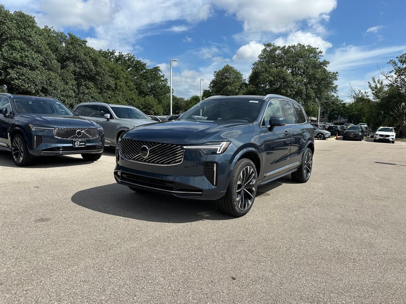 2026 Volvo XC90 - Image 1
