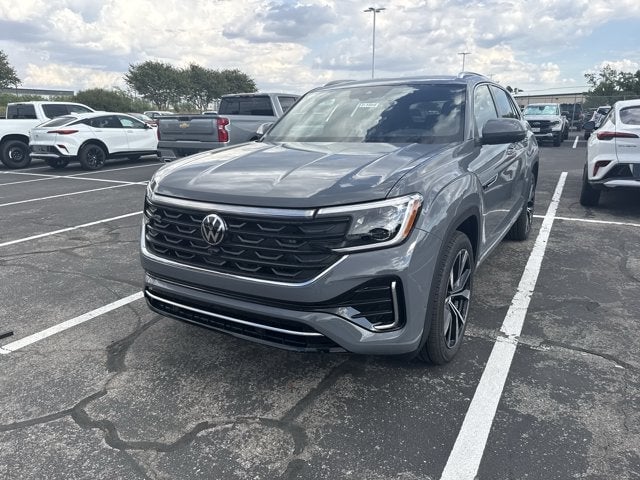 2026 Volkswagen Atlas Cross Sport - Image 1