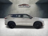 2023 Mitsubishi Outlander - Preview 8