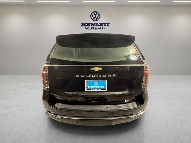 2025 Chevrolet Suburban - Image 3