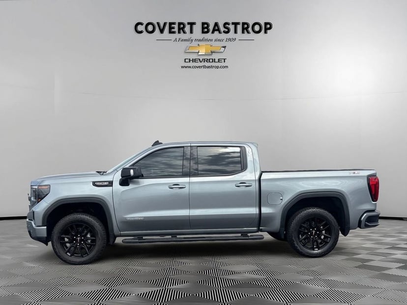 2025 GMC Sierra - Image 2
