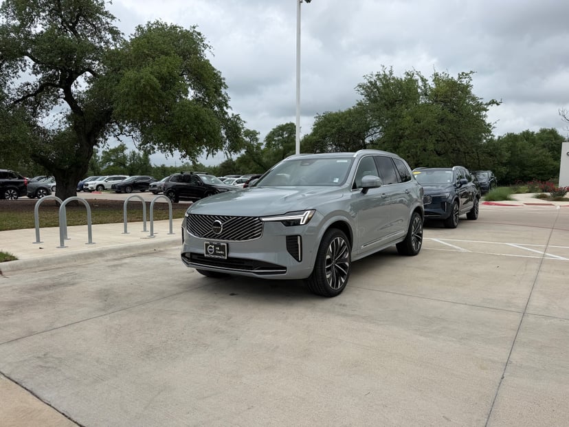 2026 Volvo XC90 - Image 1