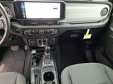 2026 Jeep Wrangler - Preview 3