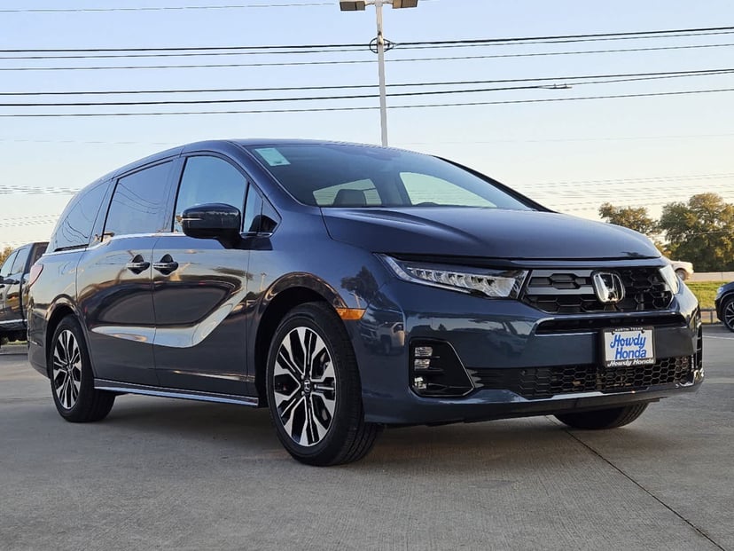 2026 Honda Odyssey - Image 2