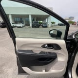 2023 Chrysler Pacifica - Preview 12