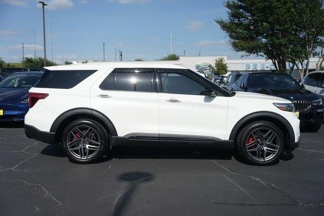 2022 Ford Explorer - Image 2