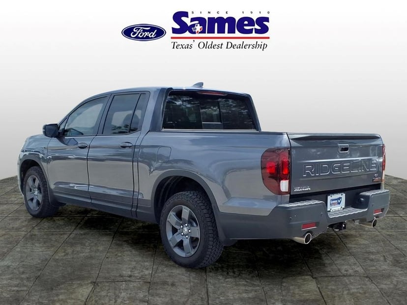 2025 Honda Ridgeline - Image 3