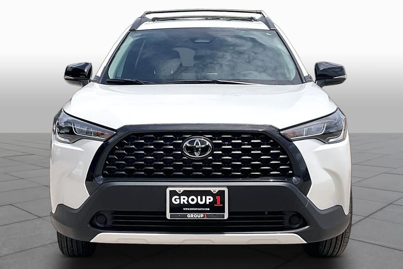 2025 Toyota Corolla Cross - Image 3