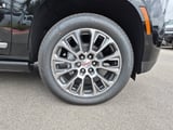 2026 GMC Yukon - Preview 13