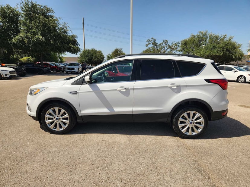 2019 Ford Escape - Image 1