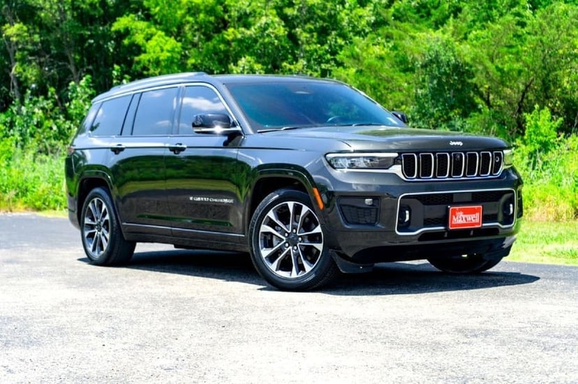 2023 Jeep Grand Cherokee L - Image 1