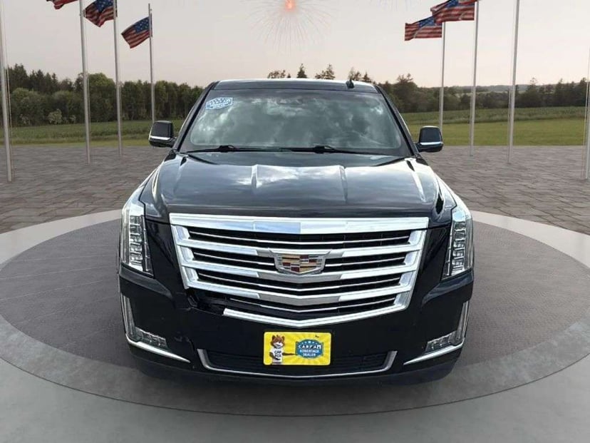 2016 Cadillac Escalade - Image 2