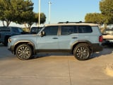 2025 Toyota Land Cruiser - Preview 3