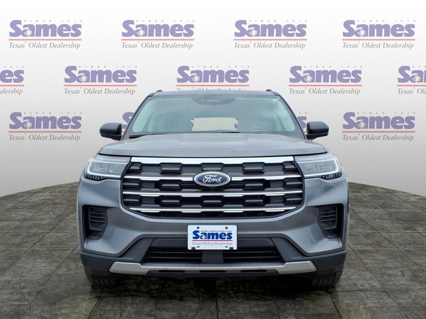 2026 Ford Explorer - Image 3