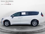 2017 Chrysler Pacifica - Preview 13
