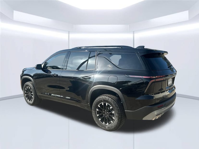 2026 Chevrolet Traverse - Image 1