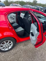 2012 Toyota Prius c - Preview 10