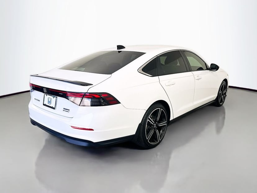 2025 Honda Accord - Image 3