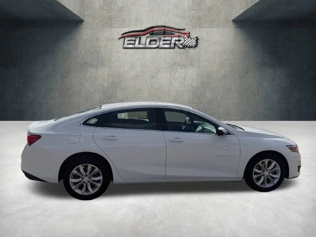 2025 Chevrolet Malibu - Image 1