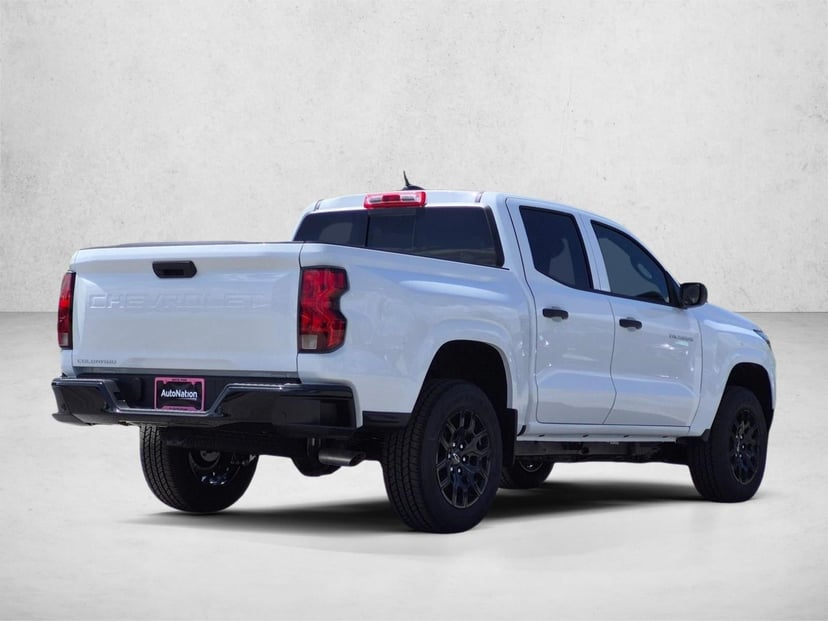 2026 Chevrolet Colorado - Image 3