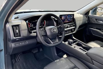 2026 Nissan Pathfinder - Image 3