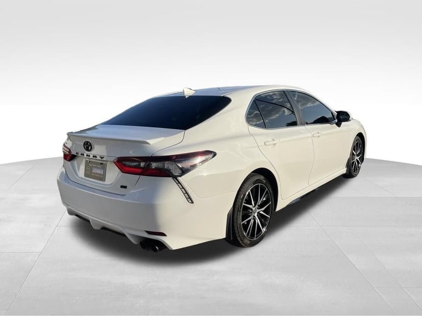 2023 Toyota Camry - Image 3