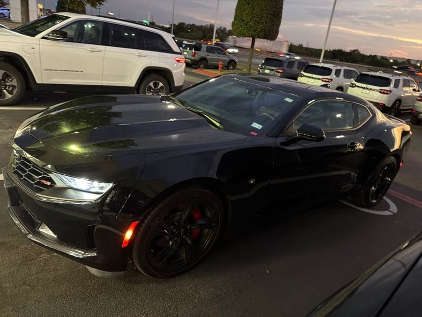 2022 Chevrolet Camaro - Image 1
