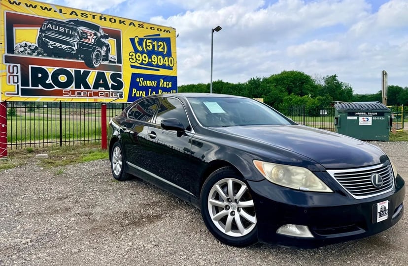 2007 Lexus LS - Image 1