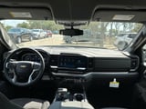 2026 Chevrolet Silverado - Preview 12