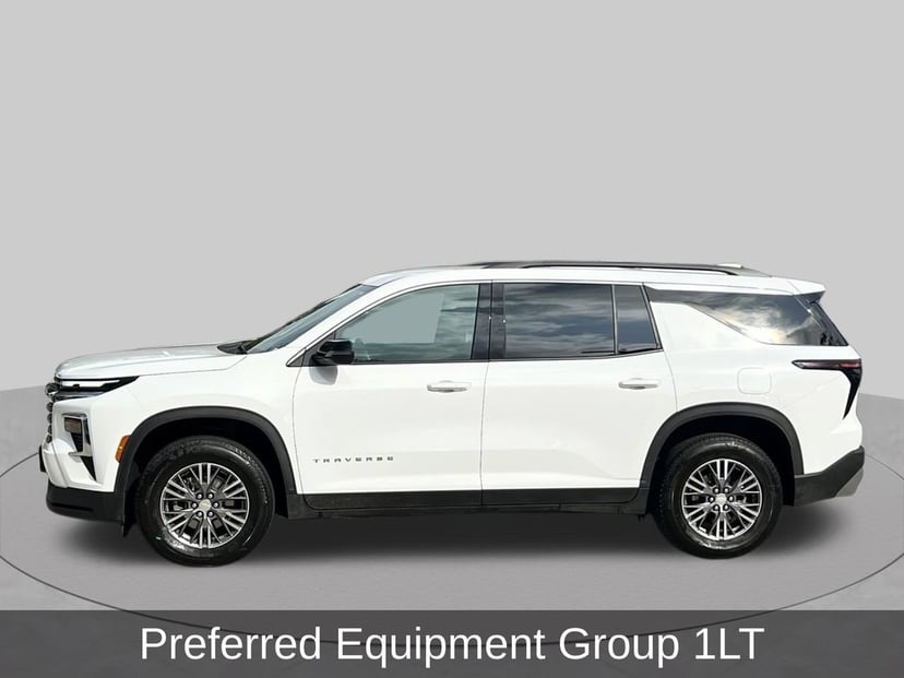 2025 Chevrolet Traverse - Image 3